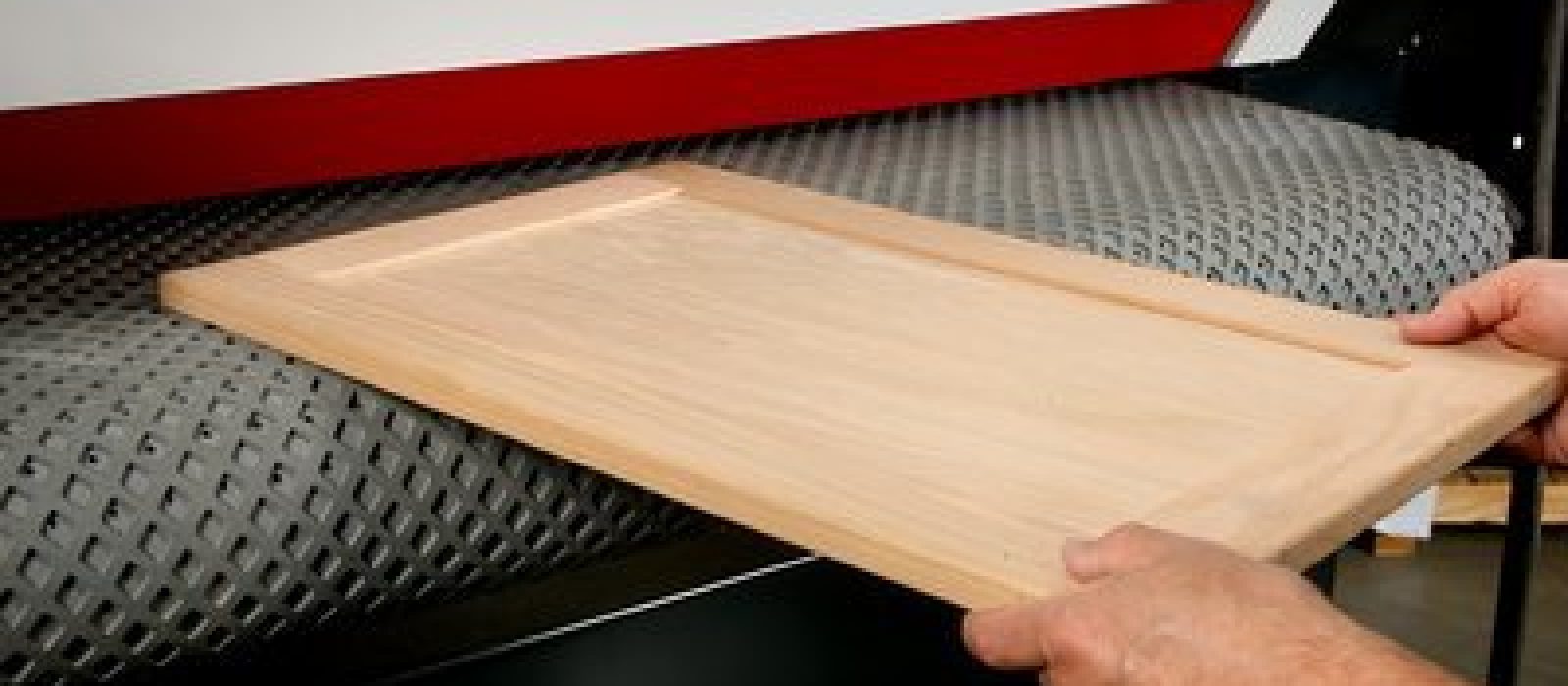 High Gripping Conveyor Belts for Woodworking | Sparks Belting