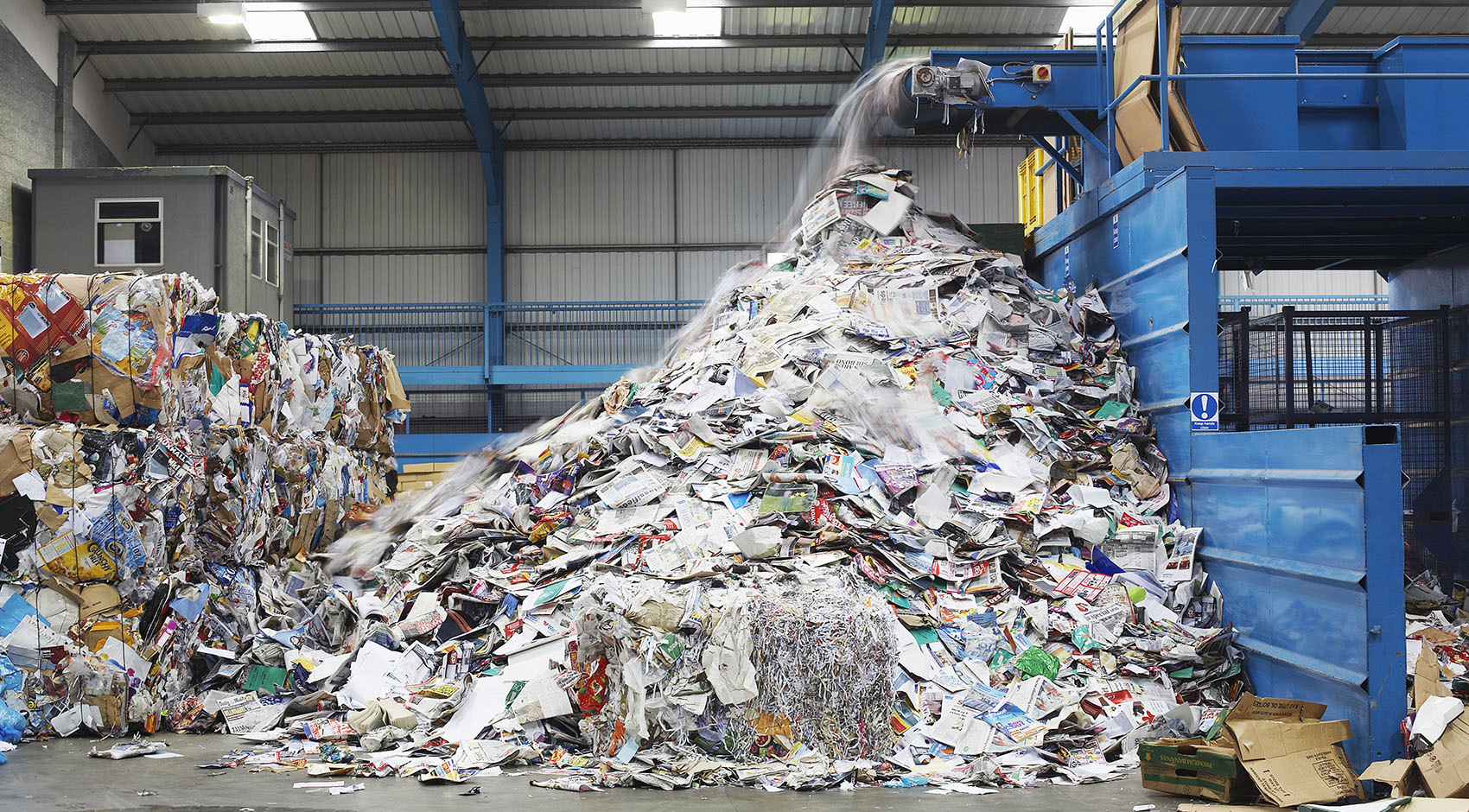 Conveyor Belt Causes of Misalignment Sparks Belting